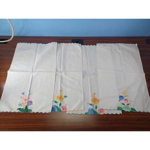 Handmade couch sofa back cover Cloth Flowers Floral Napkins Vintage Lot Of 4 - Picture 4 of 11